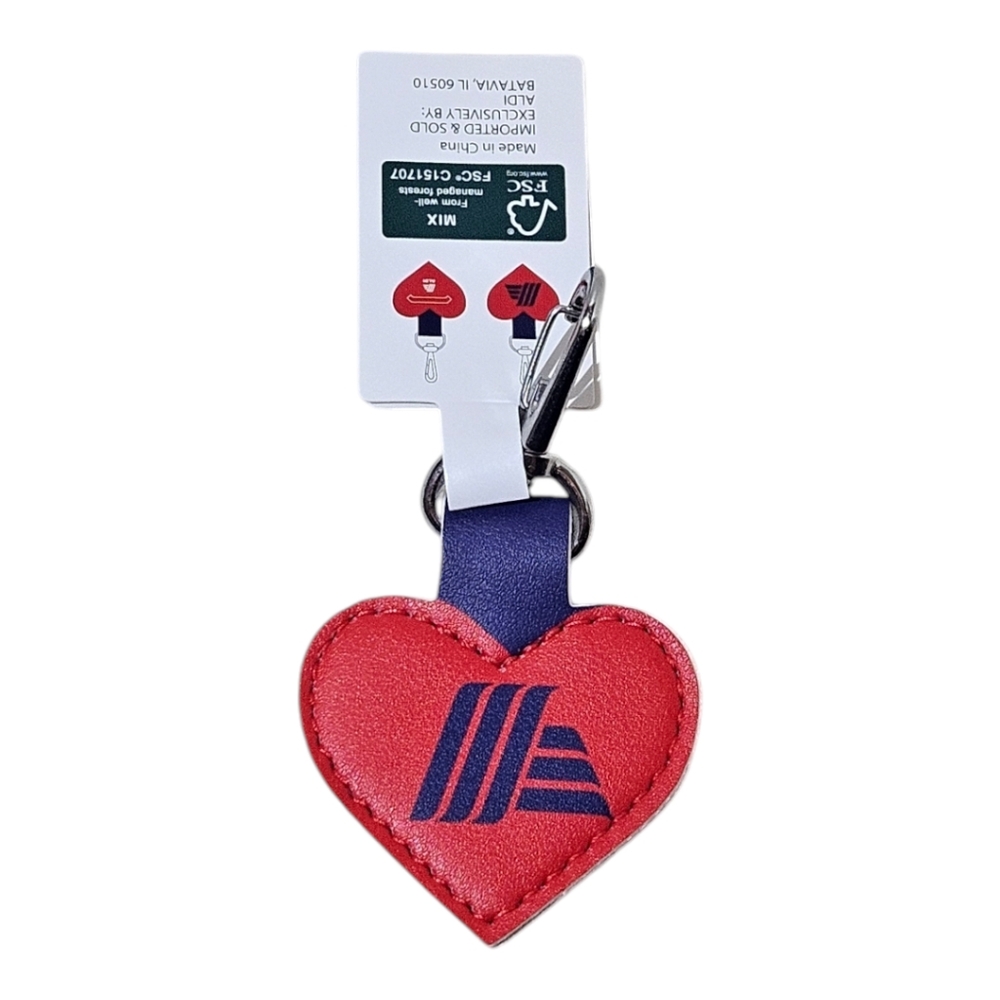 ALDI Gear 2025 Red Heart Quarter Holder Keeper Clip On Keychain Limited Ed